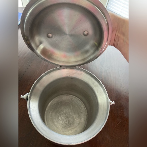 Vintage Italian Silver Tone Metal Insulated Ice Bucket w/ Lid Wood Handle Italy - Picture 5 of 8